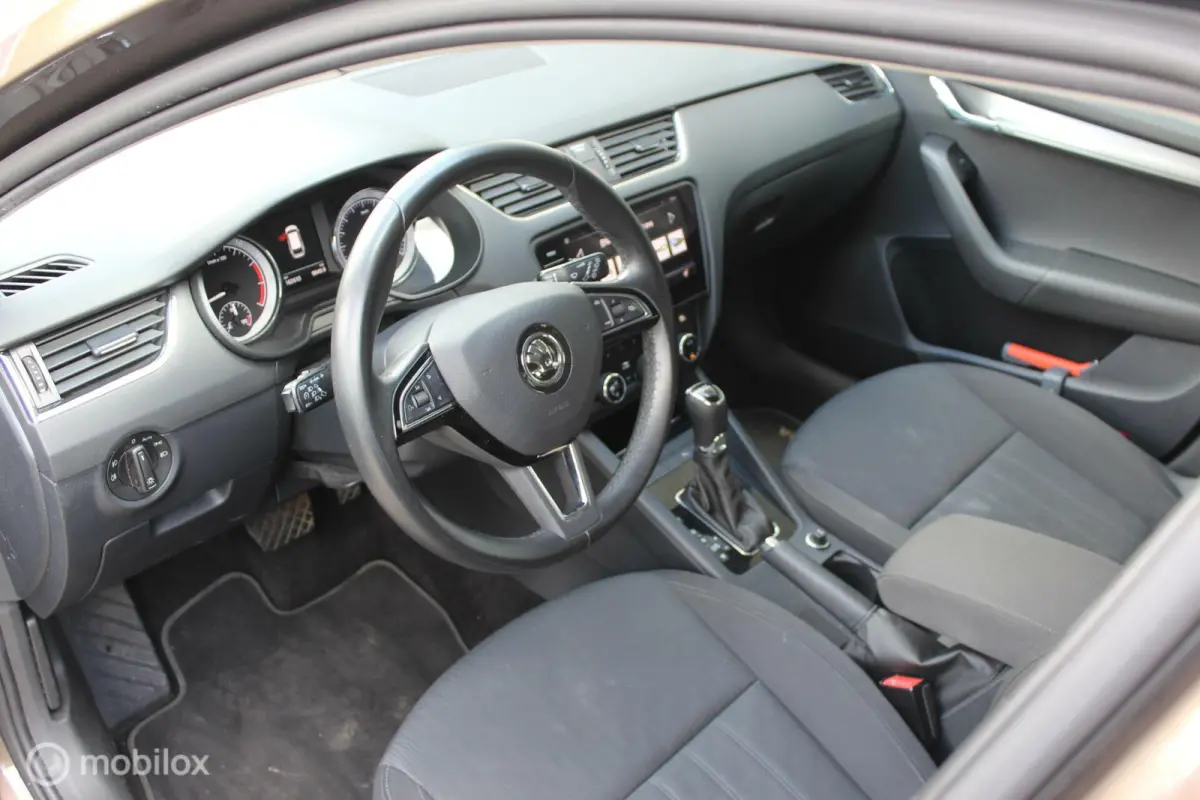 1.0 TSI LED Trekhaak Stoel.verw|Automaat