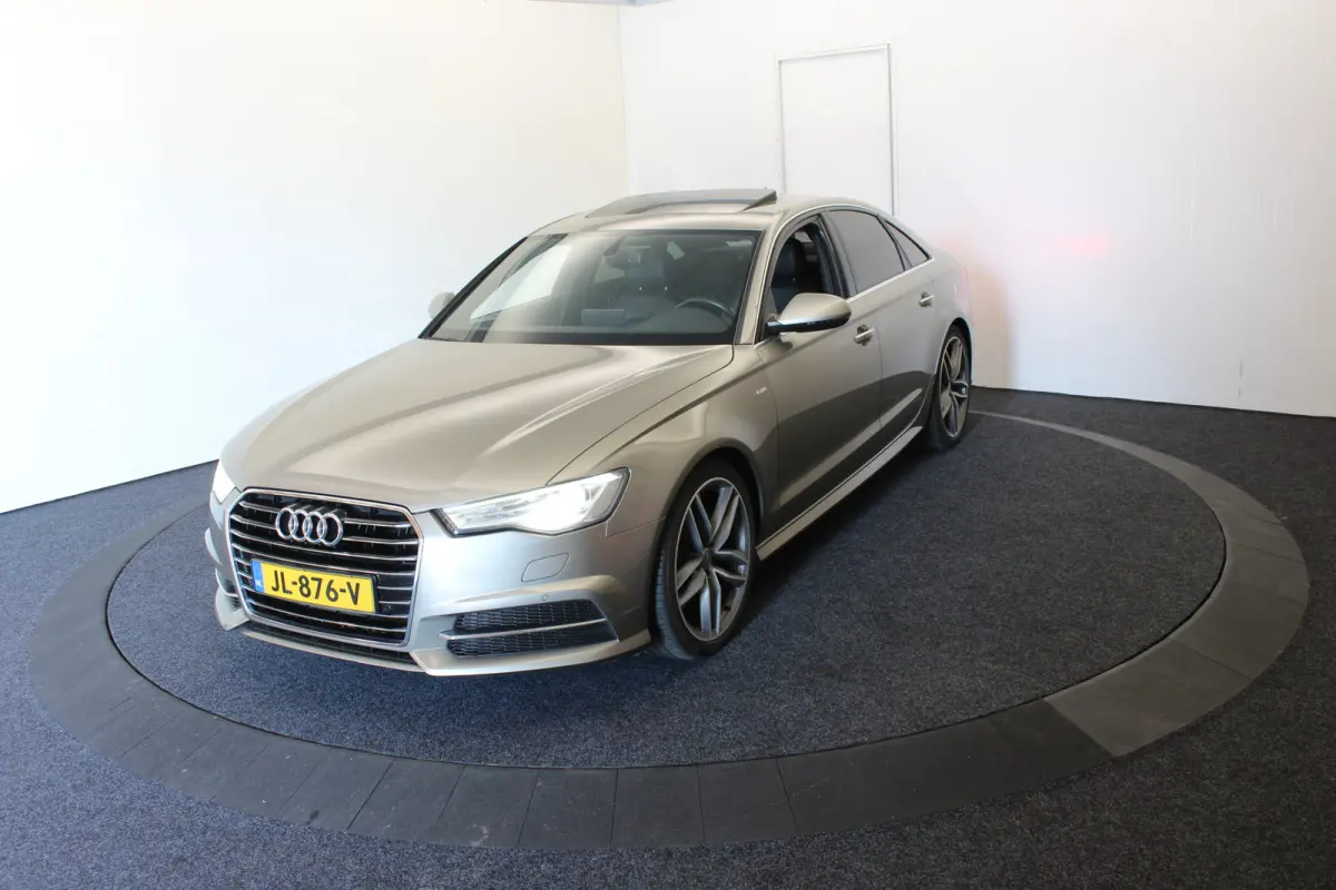 Limo 1.8 TFSI Premium S Line Pano Vol Leder Zwarte hemel Mem Seats Navi EL aKlep