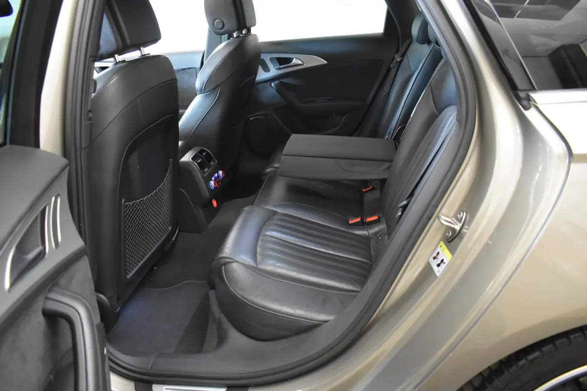 Limo 1.8 TFSI Premium S Line Pano Vol Leder Zwarte hemel Mem Seats Navi EL aKlep