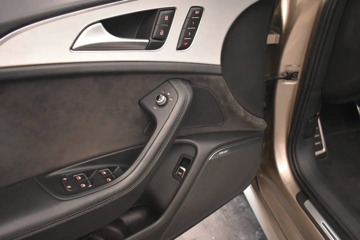 Limo 1.8 TFSI Premium S Line Pano Vol Leder Zwarte hemel Mem Seats Navi EL aKlep