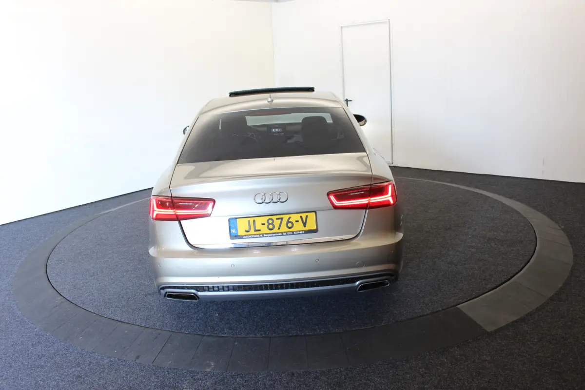 Limo 1.8 TFSI Premium S Line Pano Vol Leder Zwarte hemel Mem Seats Navi EL aKlep