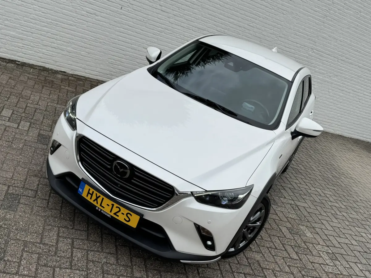 2.0 SkyActiv-G 121 Signature Adaptive cruise Climate control Head-up display 360 camera BOSE Apple Carplay Android Auto
