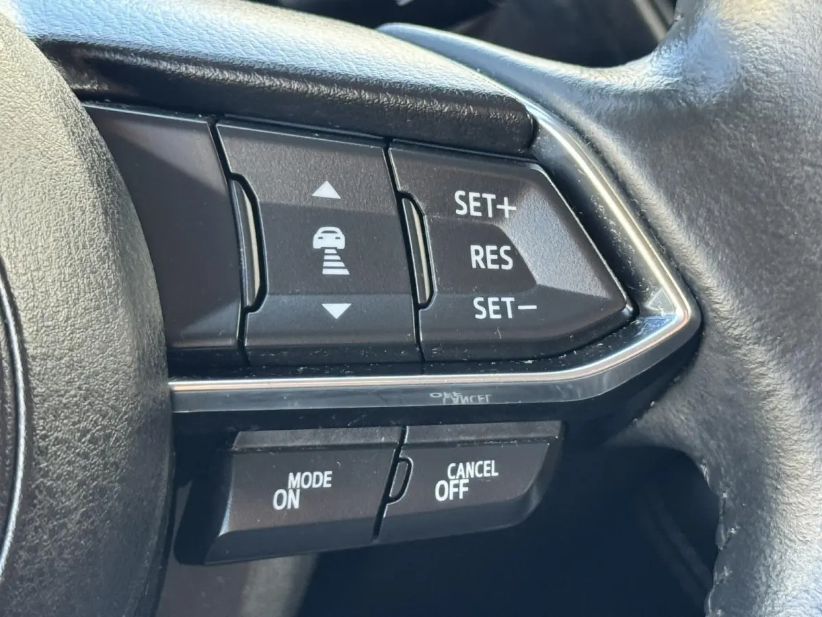 2.0 SkyActiv-G 121 Signature Adaptive cruise Climate control Head-up display 360 camera BOSE Apple Carplay Android Auto