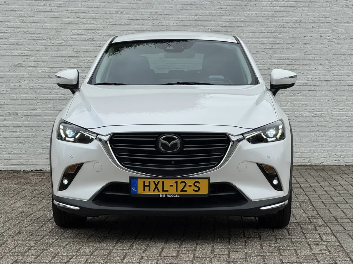 2.0 SkyActiv-G 121 Signature Adaptive cruise Climate control Head-up display 360 camera BOSE Apple Carplay Android Auto