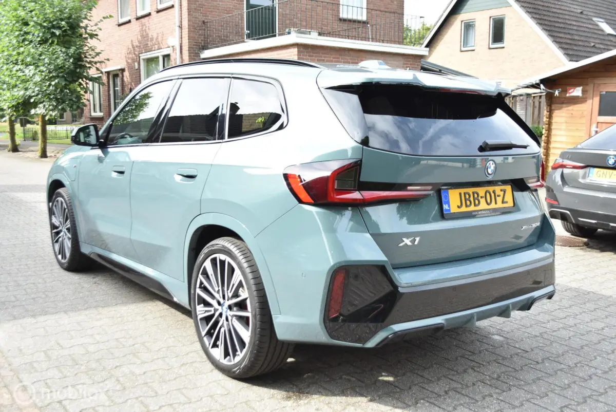 M Sport Pro 30e X Drive Aut Voll 20 Inch 3595km X1 M Sport Pro 30e X Drive Aut