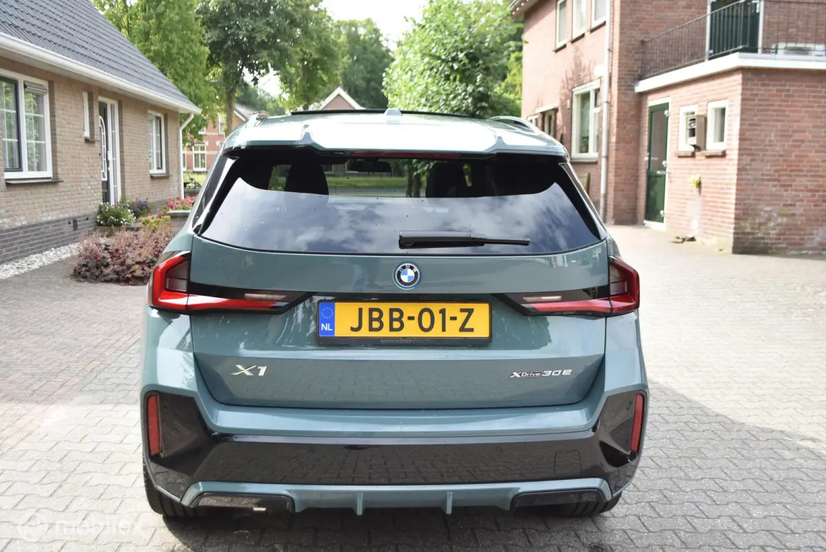 M Sport Pro 30e X Drive Aut Voll 20 Inch 3595km X1 M Sport Pro 30e X Drive Aut