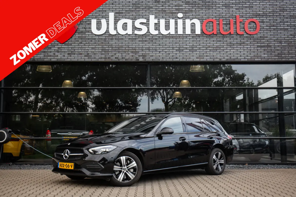 300 e Luxury Line , Adap. Cruise, Trekhaak, Night-pakket, Sfeerverlichting