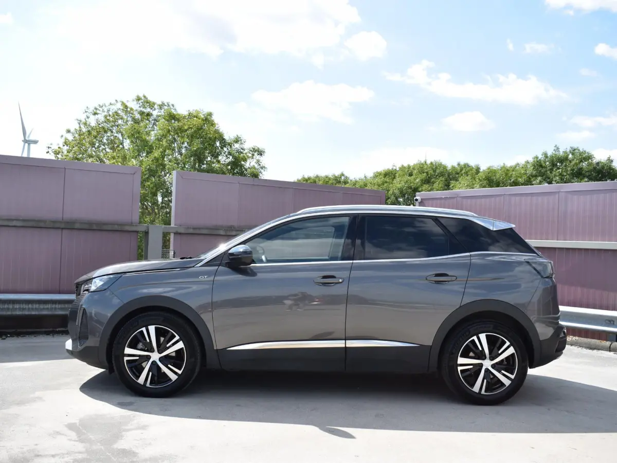 1.2 Hybrid 136 GT | Afn. Trekhaak l 360 CAMERA MET SENSOREN | NAVIGATIE & CARPLAY | E.C.C. |