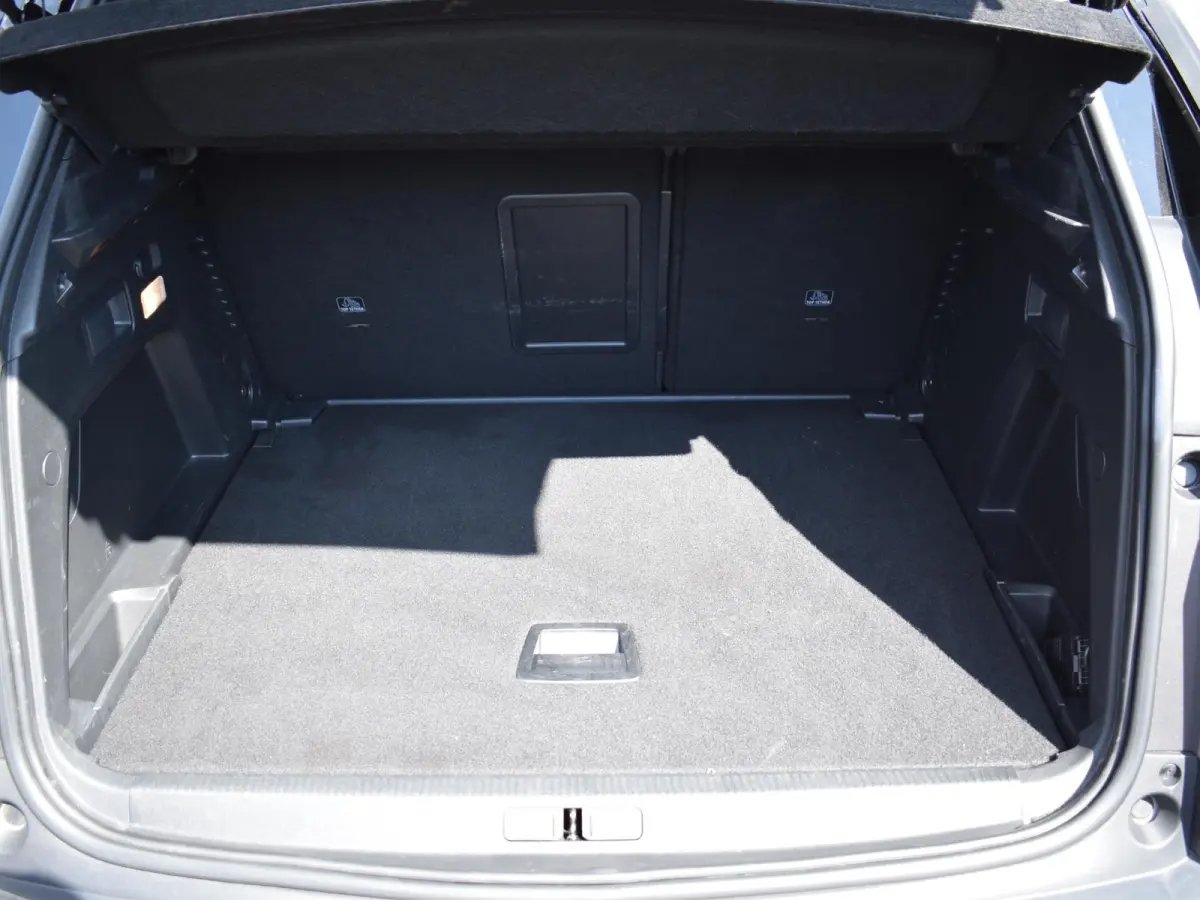 1.2 Hybrid 136 GT | Afn. Trekhaak l 360 CAMERA MET SENSOREN | NAVIGATIE & CARPLAY | E.C.C. |