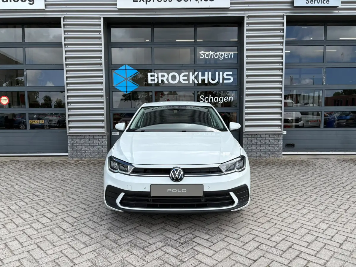 Life Edition | 'App-Connect' smartphone integratie | Buitenspiegels elektrisch instel- verwarm- en inklapbaar | Parkeersensoren voor en achter (Park Distance Control)