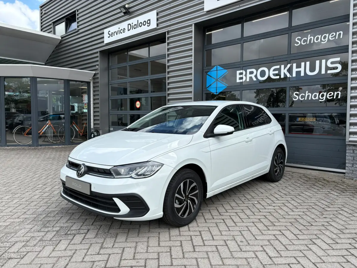 Life Edition | 'App-Connect' smartphone integratie | Buitenspiegels elektrisch instel- verwarm- en inklapbaar | Parkeersensoren voor en achter (Park Distance Control)