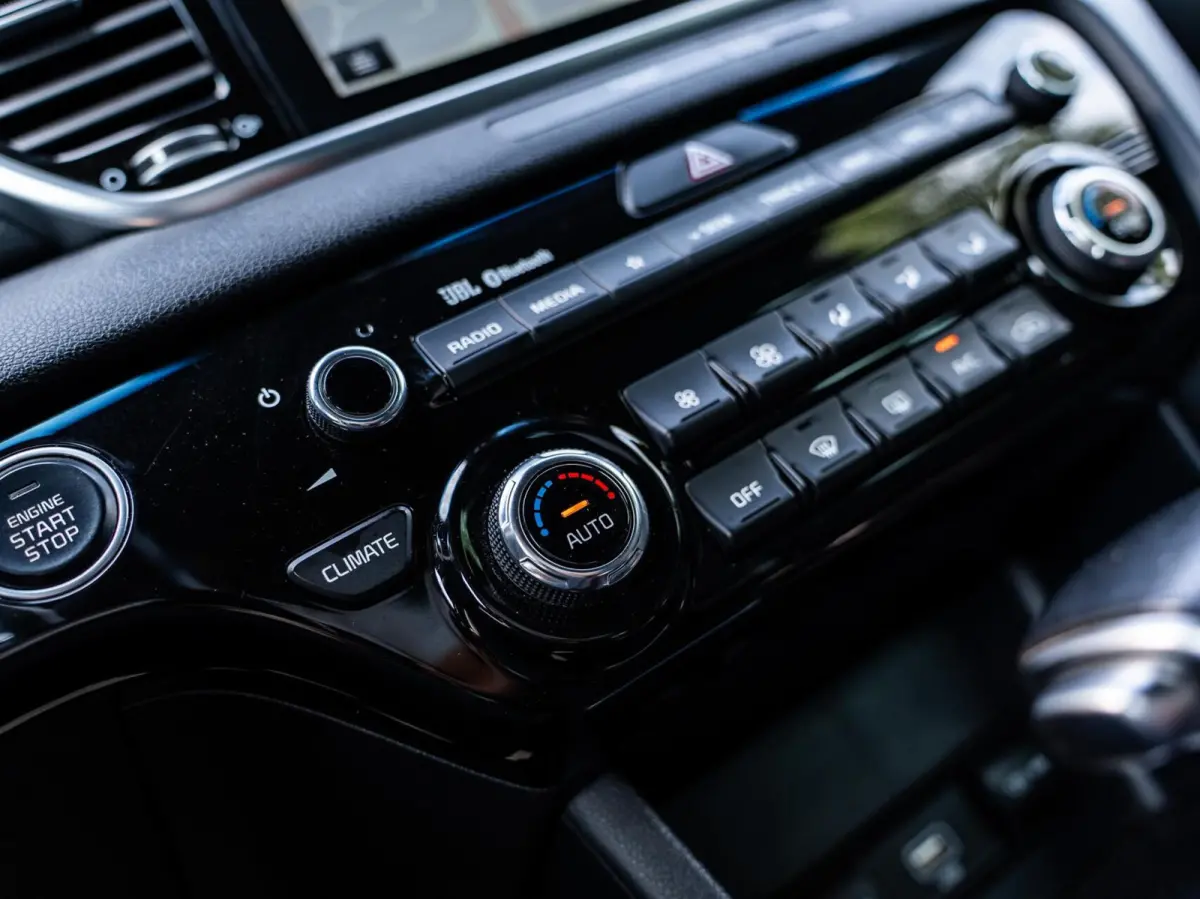 1.6 T-GDI GT-Line|PANO|JBL-AUDIO|TREKHAAK|19''