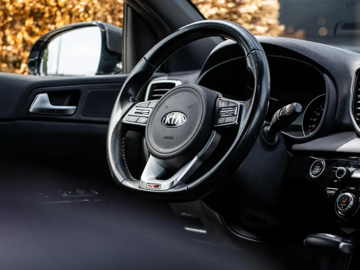 1.6 T-GDI GT-Line|PANO|JBL-AUDIO|TREKHAAK|19''
