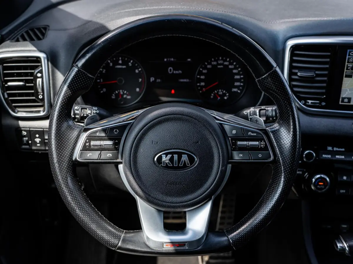 1.6 T-GDI GT-Line|PANO|JBL-AUDIO|TREKHAAK|19''
