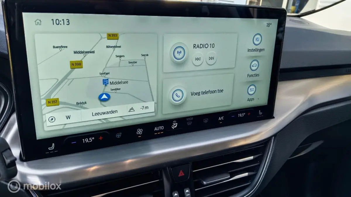 1.0 EcoBoost Hybrid Titanium X