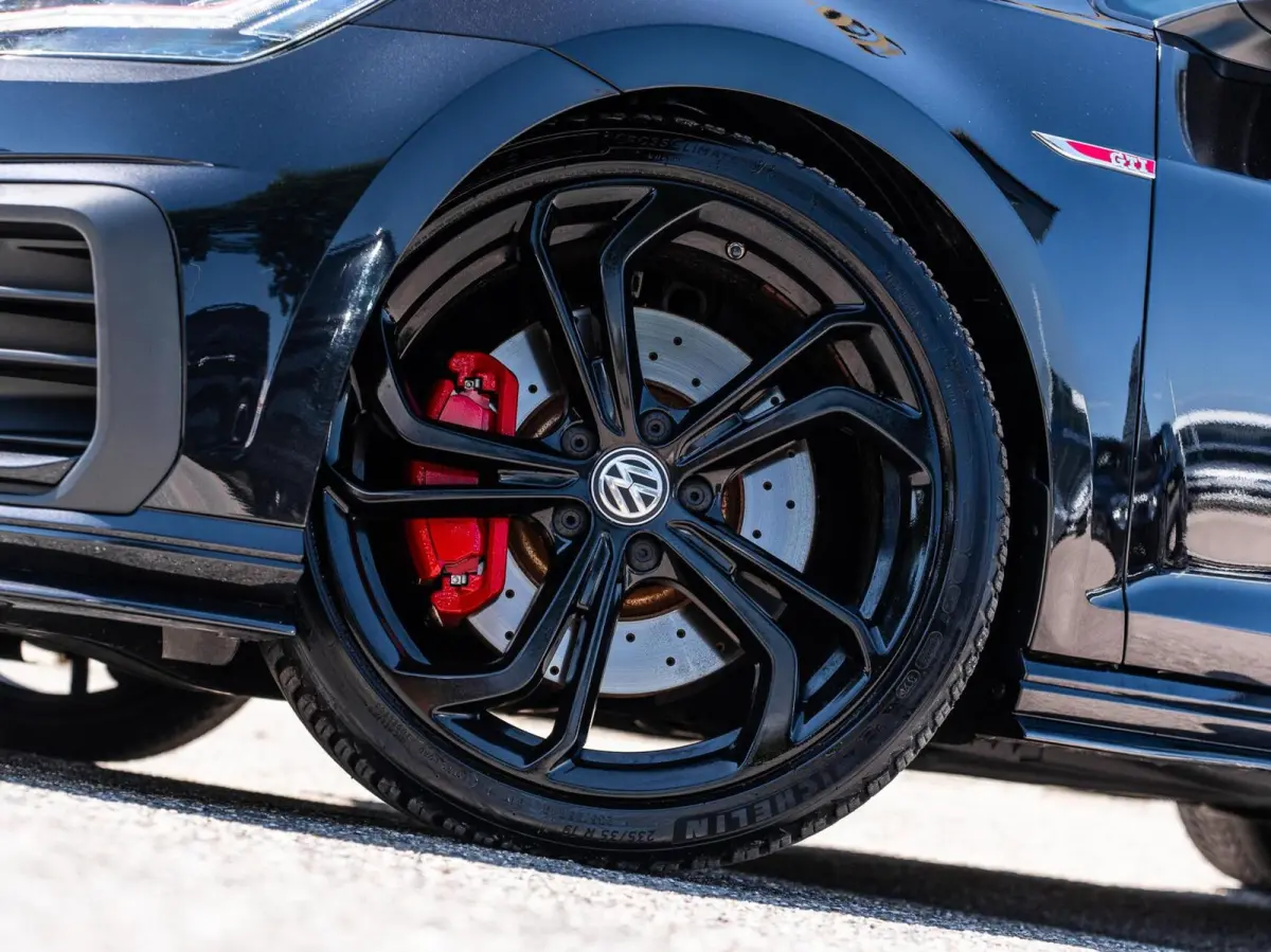 2.0 TSI GTI TCR|PANO|ACC|19''|CAMERA|LEDER