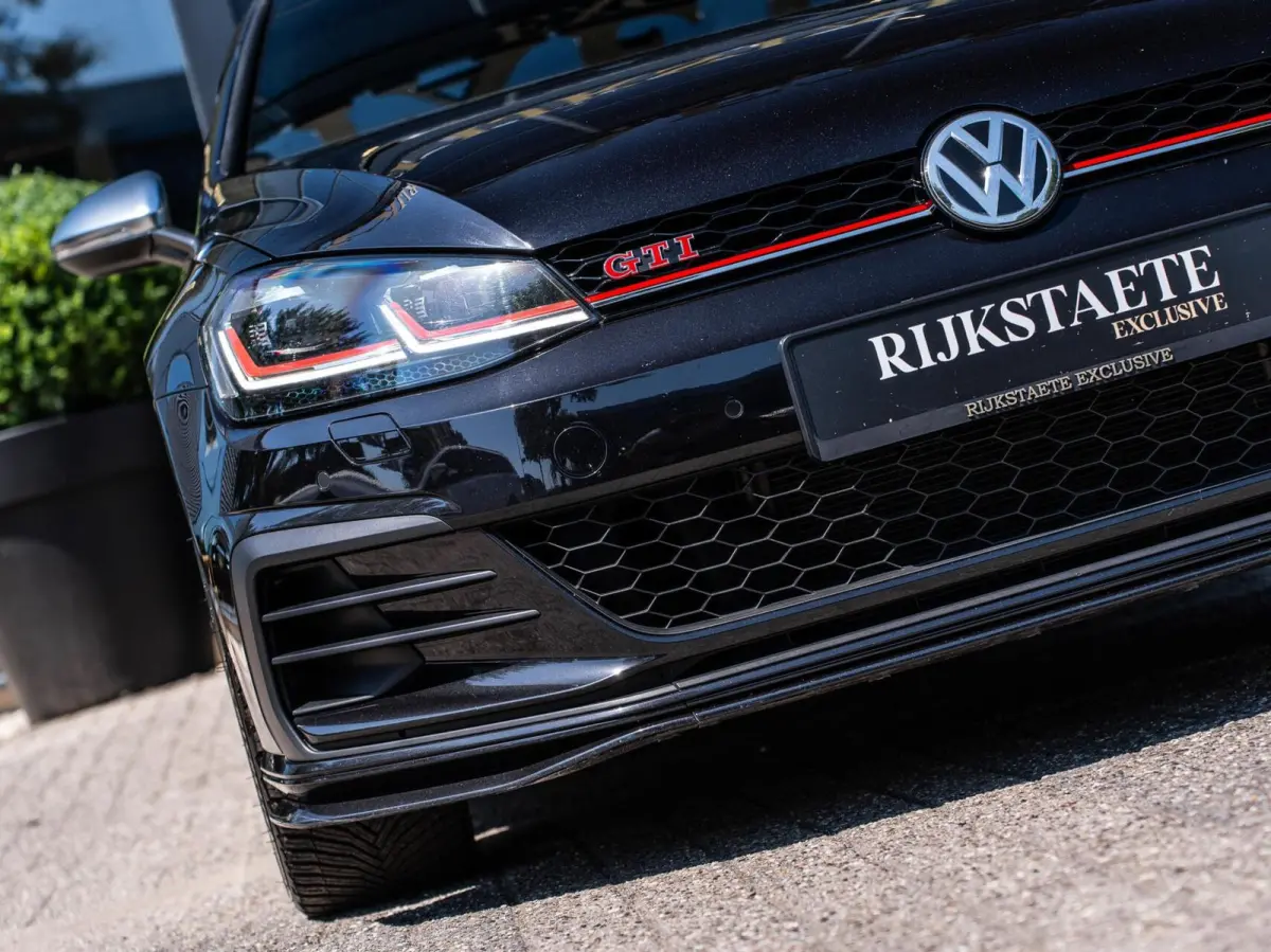 2.0 TSI GTI TCR|PANO|ACC|19''|CAMERA|LEDER