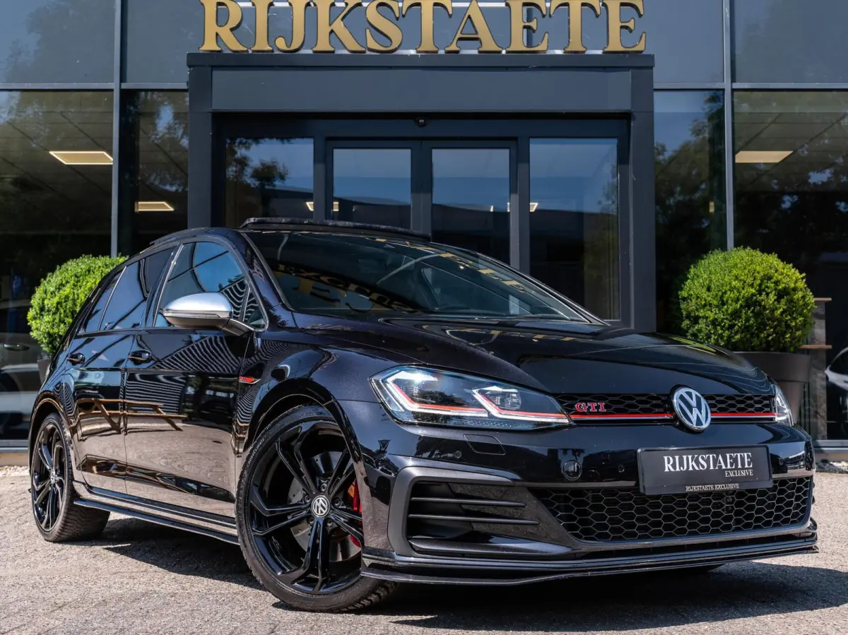 2.0 TSI GTI TCR|PANO|ACC|19''|CAMERA|LEDER