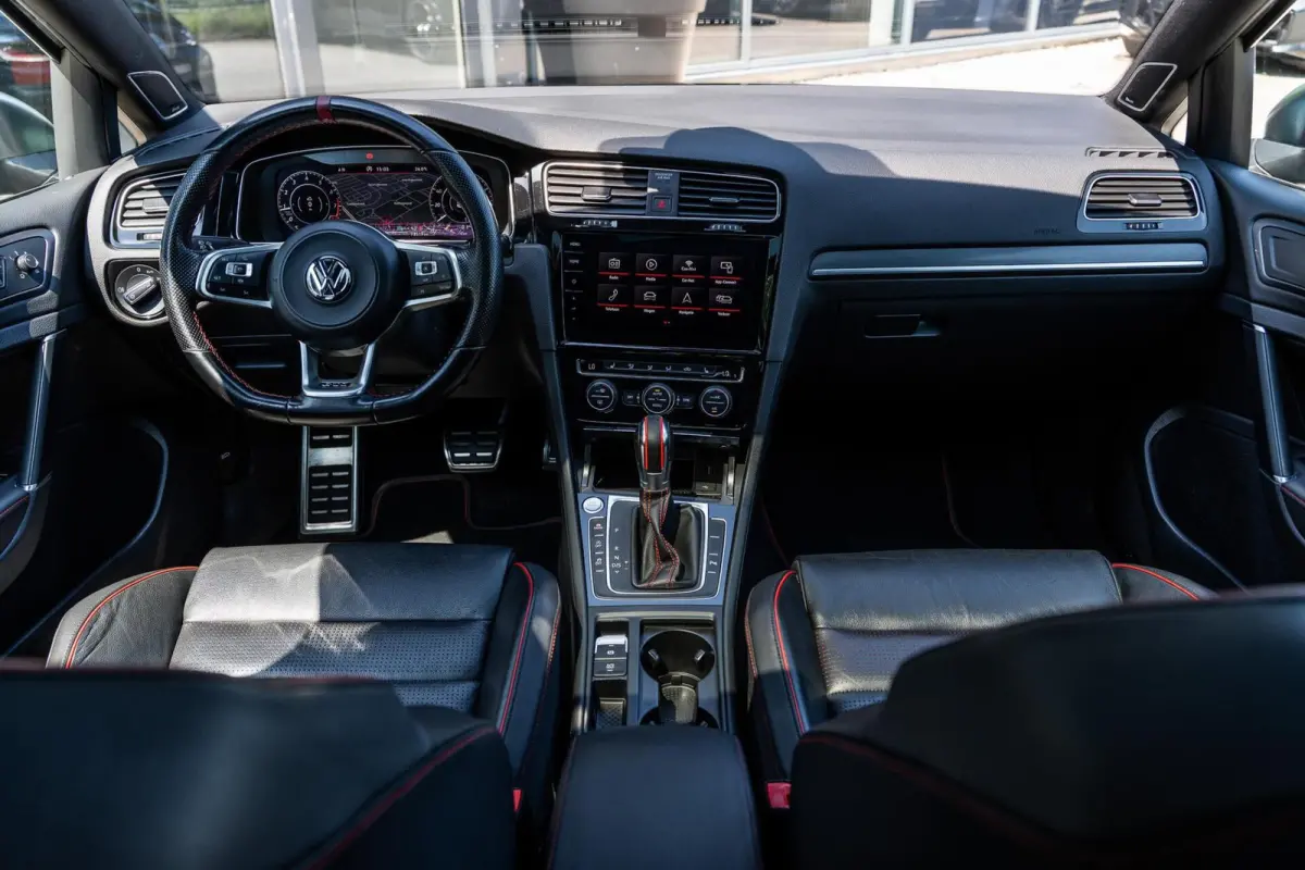 2.0 TSI GTI TCR|PANO|ACC|19''|CAMERA|LEDER