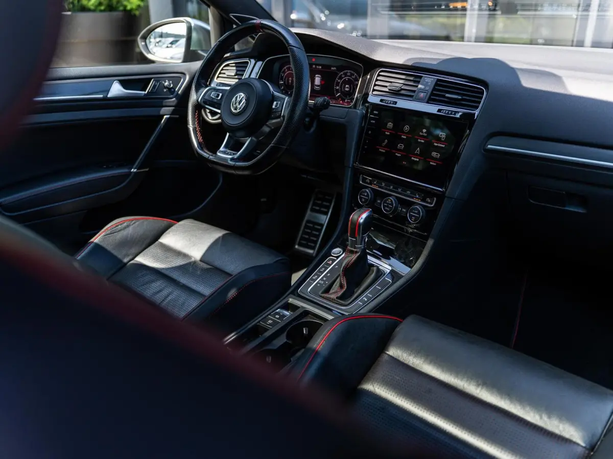 2.0 TSI GTI TCR|PANO|ACC|19''|CAMERA|LEDER