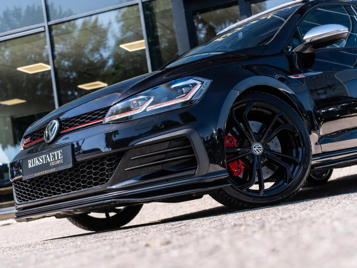 2.0 TSI GTI TCR|PANO|ACC|19''|CAMERA|LEDER