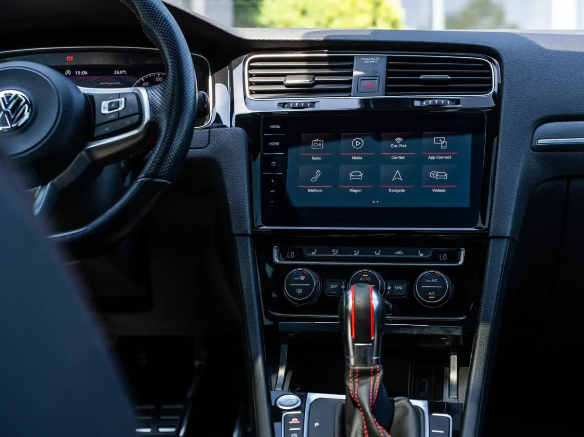 2.0 TSI GTI TCR|PANO|ACC|19''|CAMERA|LEDER