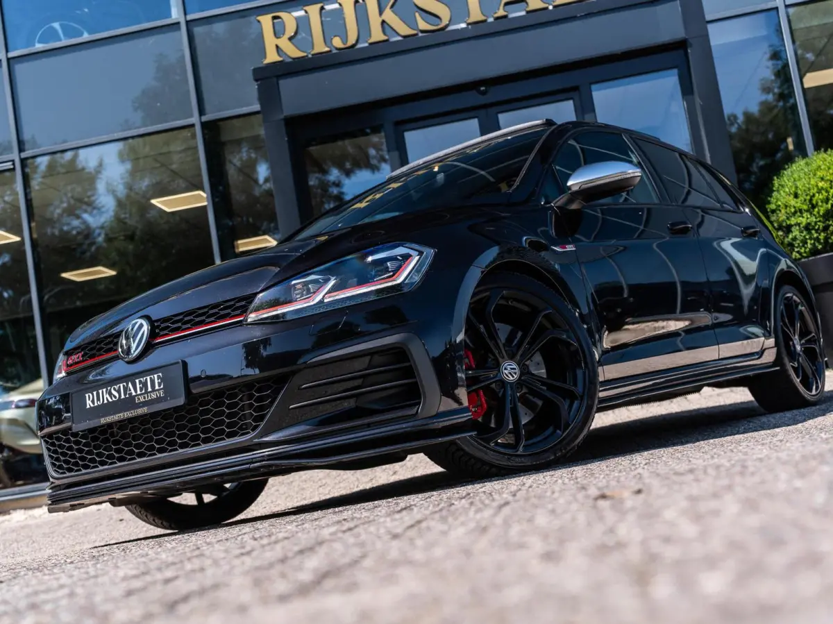 2.0 TSI GTI TCR|PANO|ACC|19''|CAMERA|LEDER