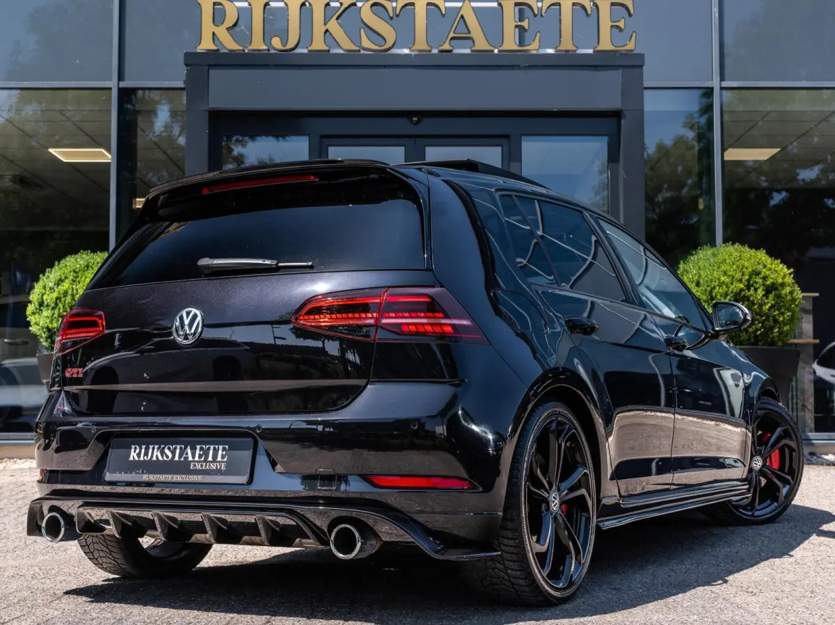 2.0 TSI GTI TCR|PANO|ACC|19''|CAMERA|LEDER