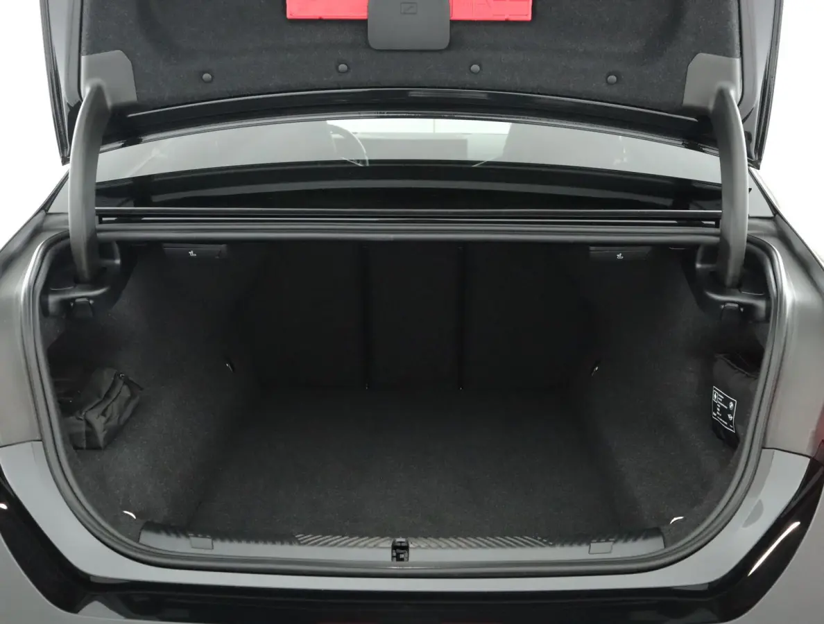 M5 | SOH 100% | M Driver's Pack | Bowers & Wilkins | Stoelventilatie | Driving Assistant Prof | Parking Assistant Prof | BMW Iconic Glow | Comfort Access | Stuurwielrand verwarmd |