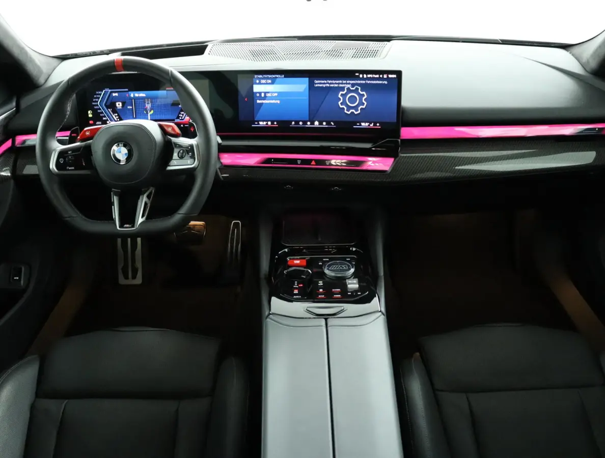 M5 | SOH 100% | M Driver's Pack | Bowers & Wilkins | Stoelventilatie | Driving Assistant Prof | Parking Assistant Prof | BMW Iconic Glow | Comfort Access | Stuurwielrand verwarmd |