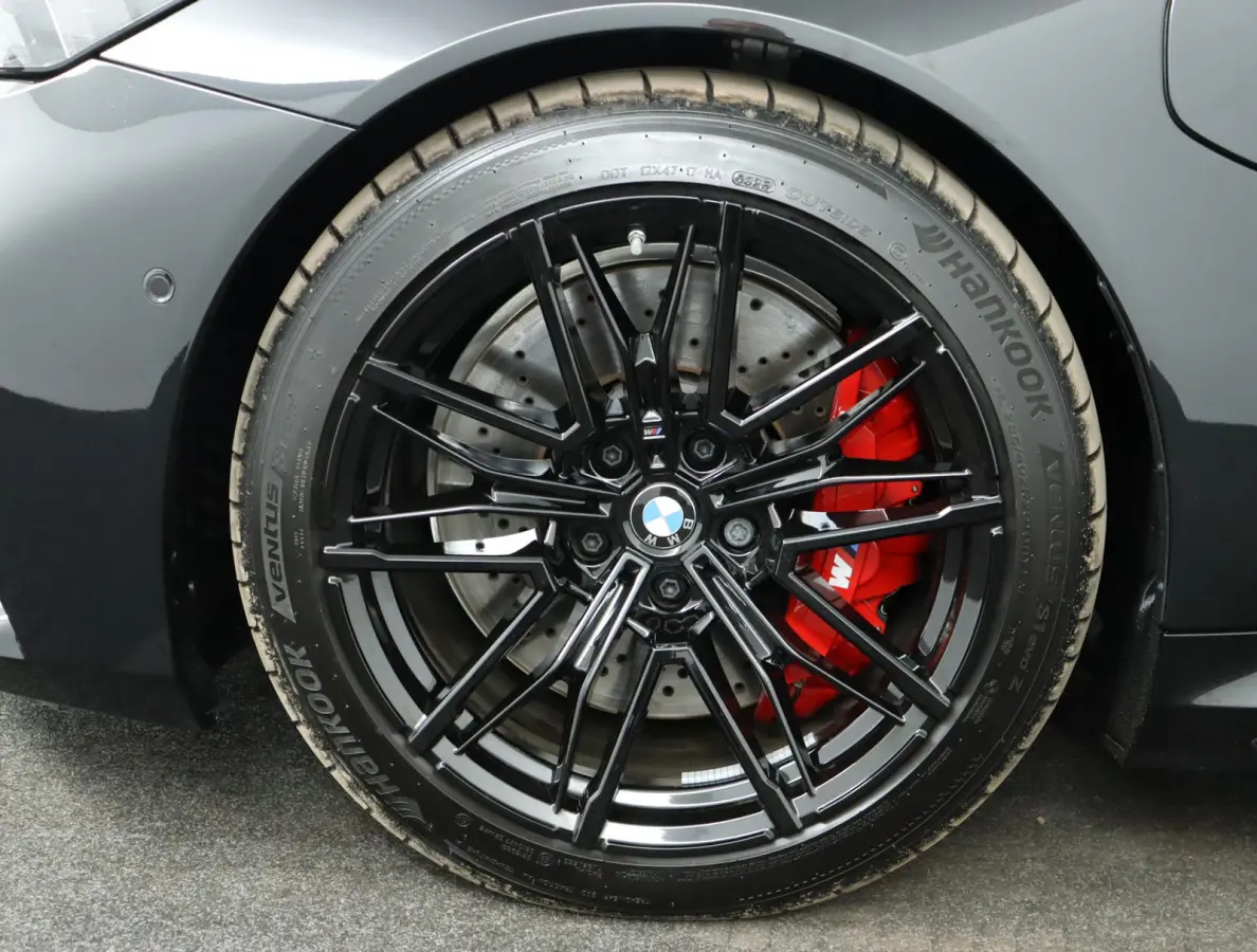 M5 | SOH 100% | M Driver's Pack | Bowers & Wilkins | Stoelventilatie | Driving Assistant Prof | Parking Assistant Prof | BMW Iconic Glow | Comfort Access | Stuurwielrand verwarmd |