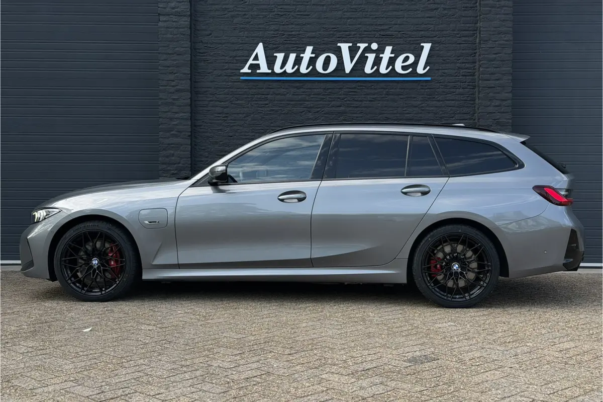 330e M-Sport Pro | Widescreen | Memory | Camera | Laserlight | Adaptive Cruise