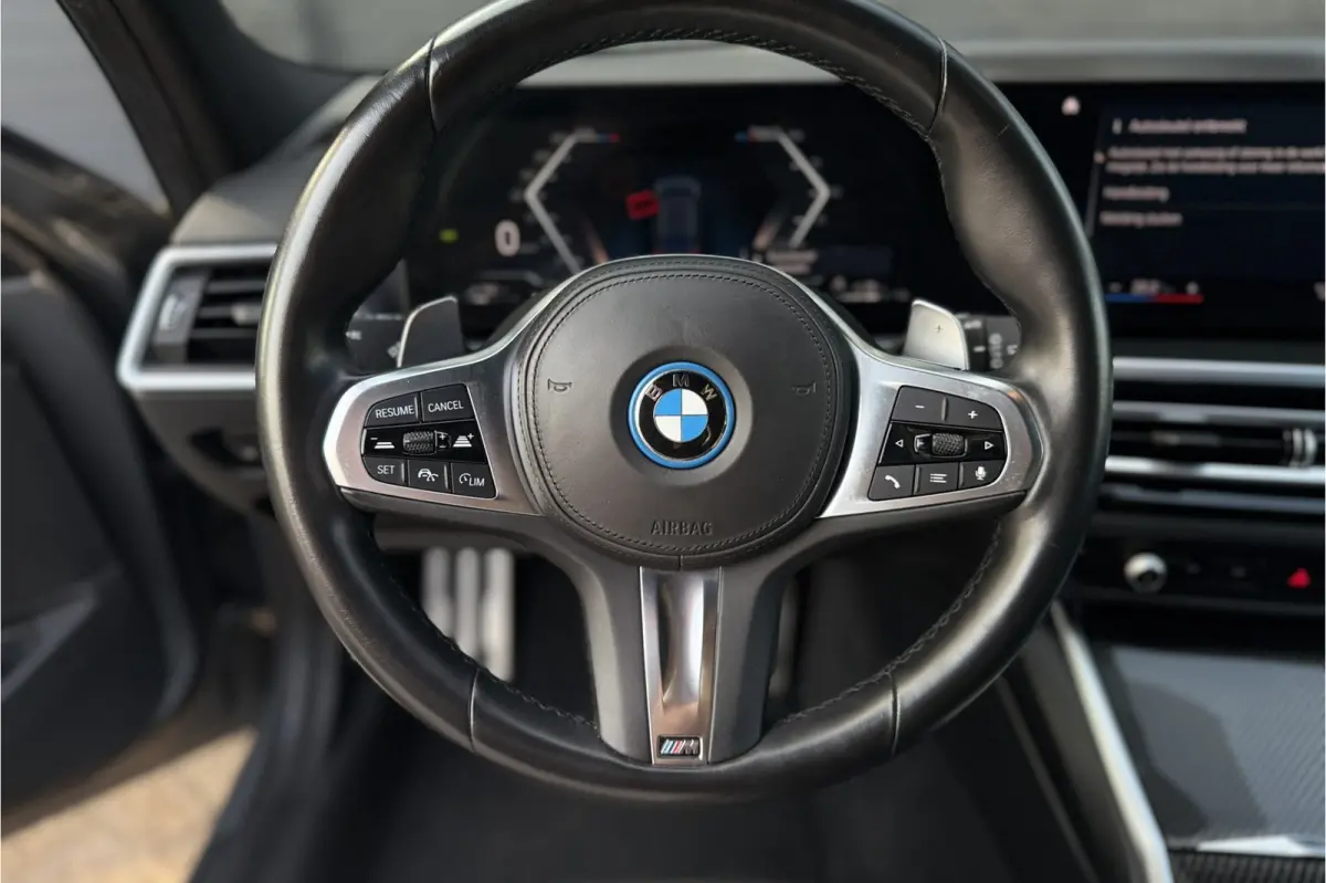 330e M-Sport Pro | Widescreen | Memory | Camera | Laserlight | Adaptive Cruise