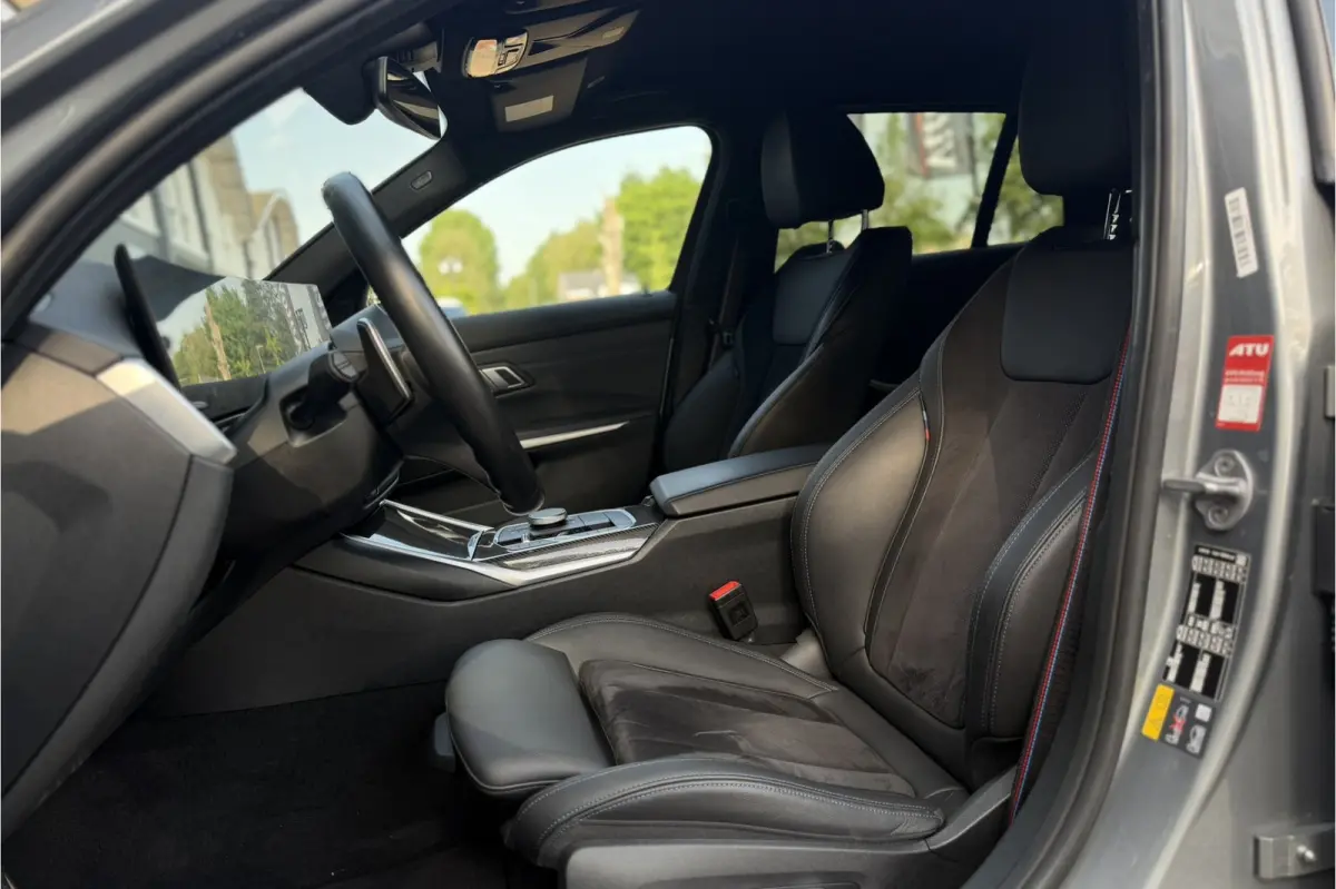 330e M-Sport Pro | Widescreen | Memory | Camera | Laserlight | Adaptive Cruise