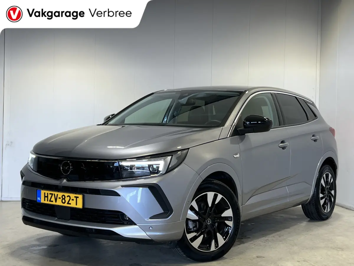 1.2 Turbo GS Line | Navigatie/Android/Apple Carplay | LM Velgen 18" | Achteruitrijcamera | Cruise Control | DAB | Airco |
