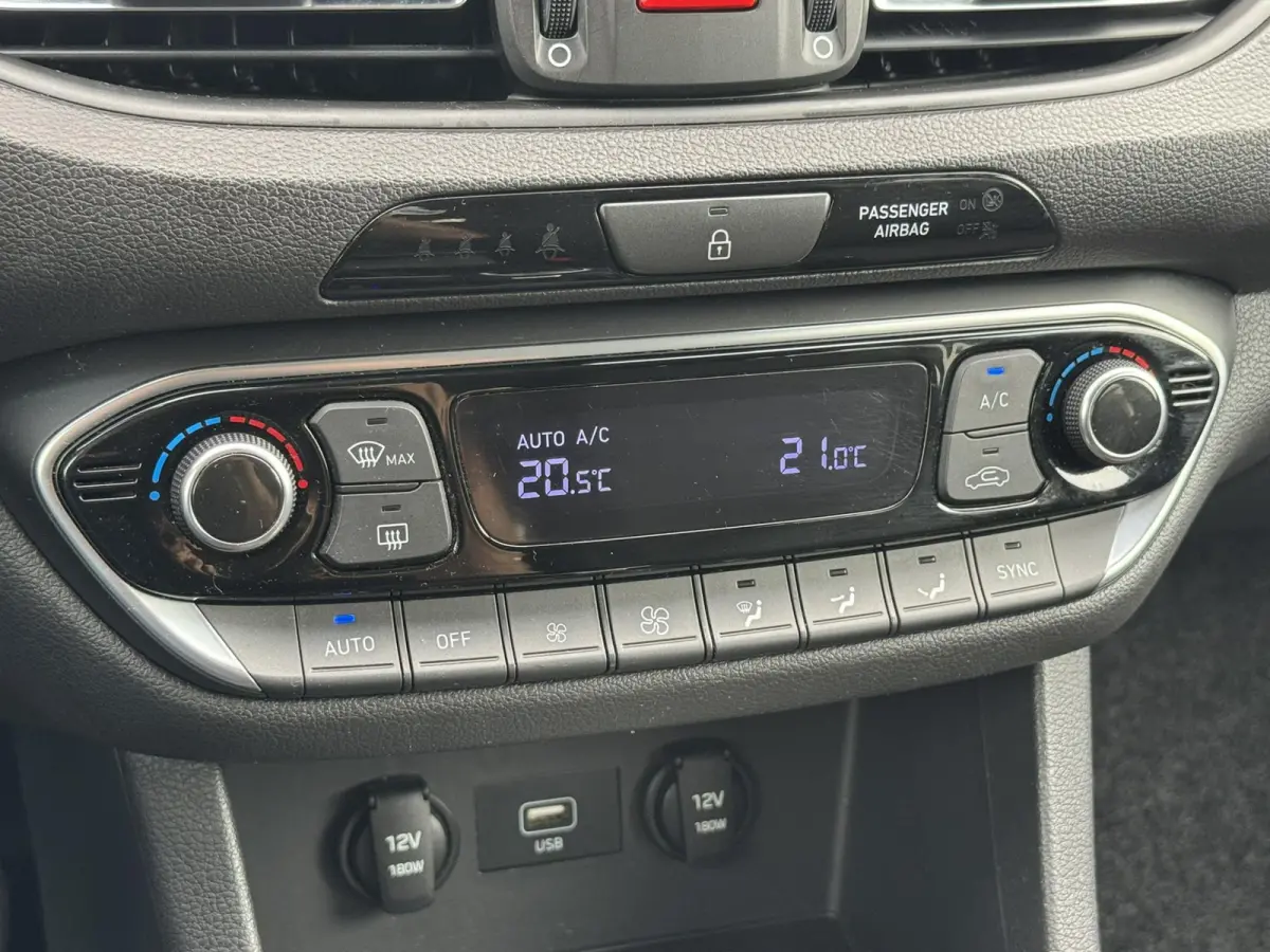 1.5 T-GDi 160PK MHEV Premium Sky Automaat Led Carplay Camera Navigatie Cruise