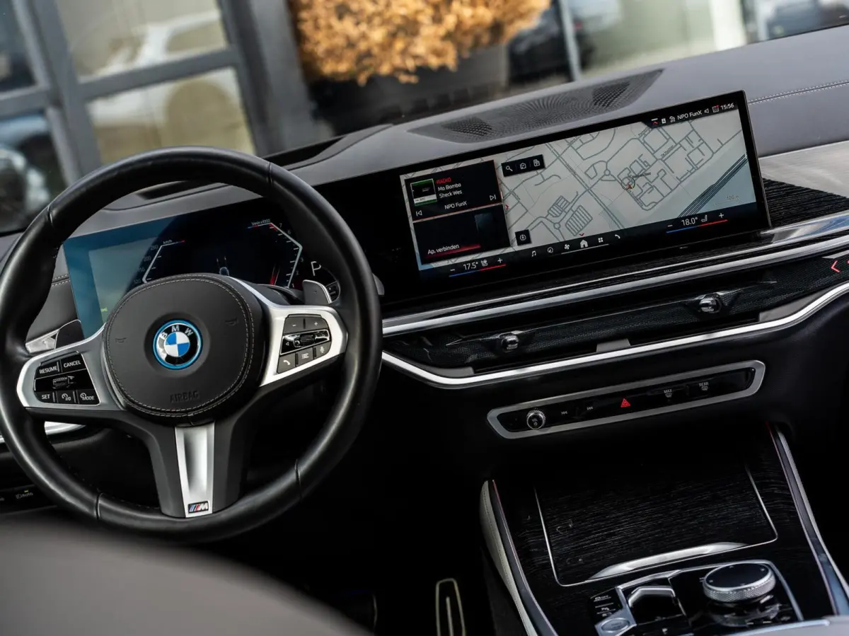 xDrive 50e M-Sport PRO|PANO|H&K|360|SOFTCLOSE|HEAD-UP