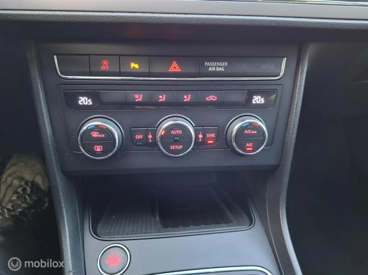 1.0 EcoTSI Style Business Intense