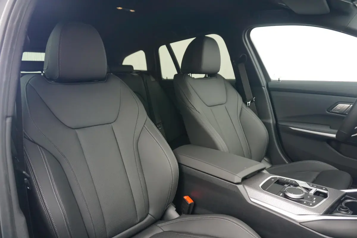 330e | SoH 100% | M Sportpakket | Comfort Access | Trekhaak | HiFi System