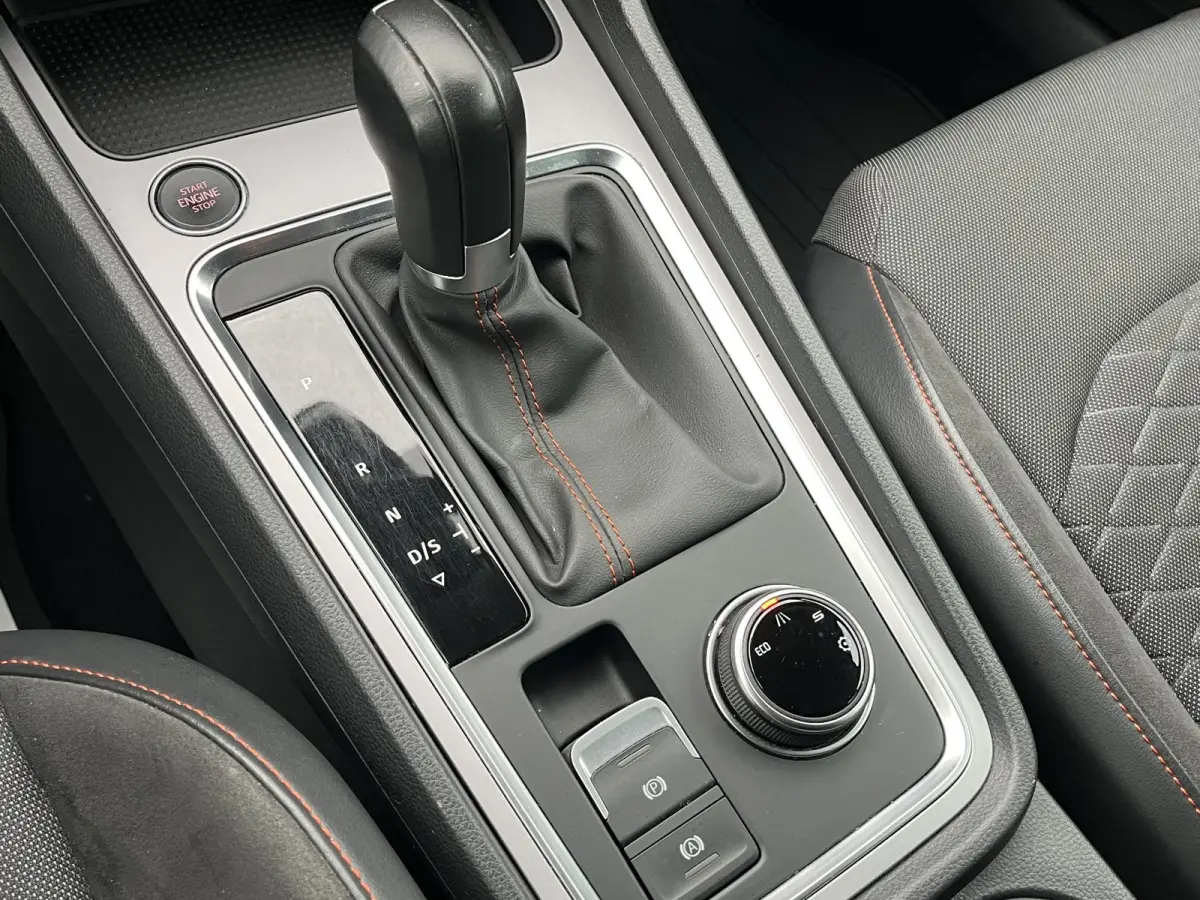 1.5 TSi DSG FR Business Intense | NAV. | EL. TREKHAAK | STANDKACHEL | CAMERA |