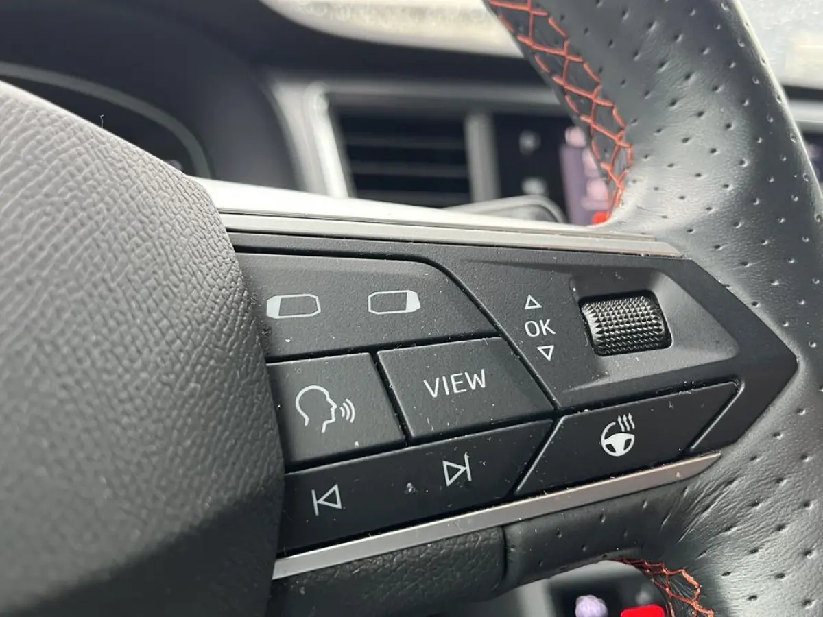 1.5 TSi DSG FR Business Intense | NAV. | EL. TREKHAAK | STANDKACHEL | CAMERA |