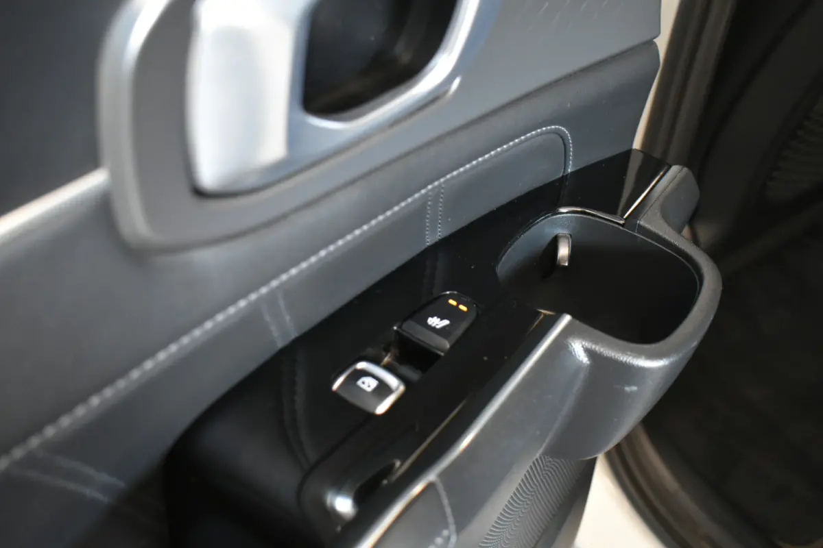 1.6 T-GDI Plug-in Hybrid 4WD Executive Trekh Pano Bose leder Donkere hemel