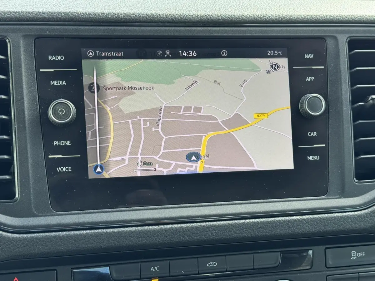 35 2.0 TDI L4 DC Carplay Cruise control Automatisch airco Navigatie