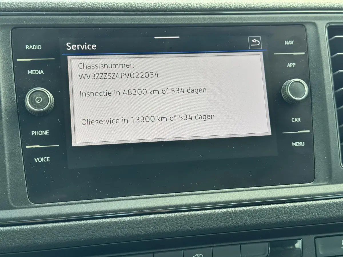 35 2.0 TDI L4 DC Carplay Cruise control Automatisch airco Navigatie