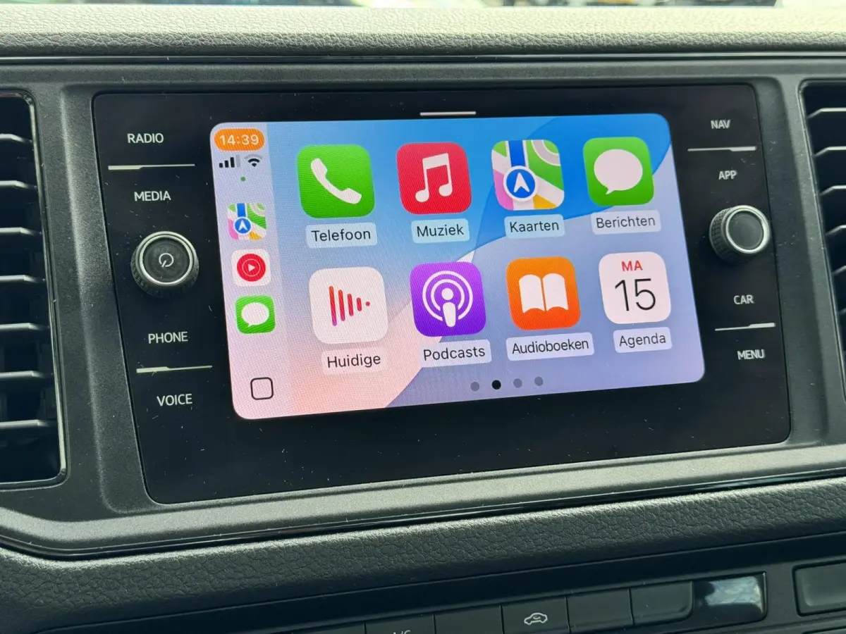 35 2.0 TDI L4 DC Carplay Cruise control Automatisch airco Navigatie