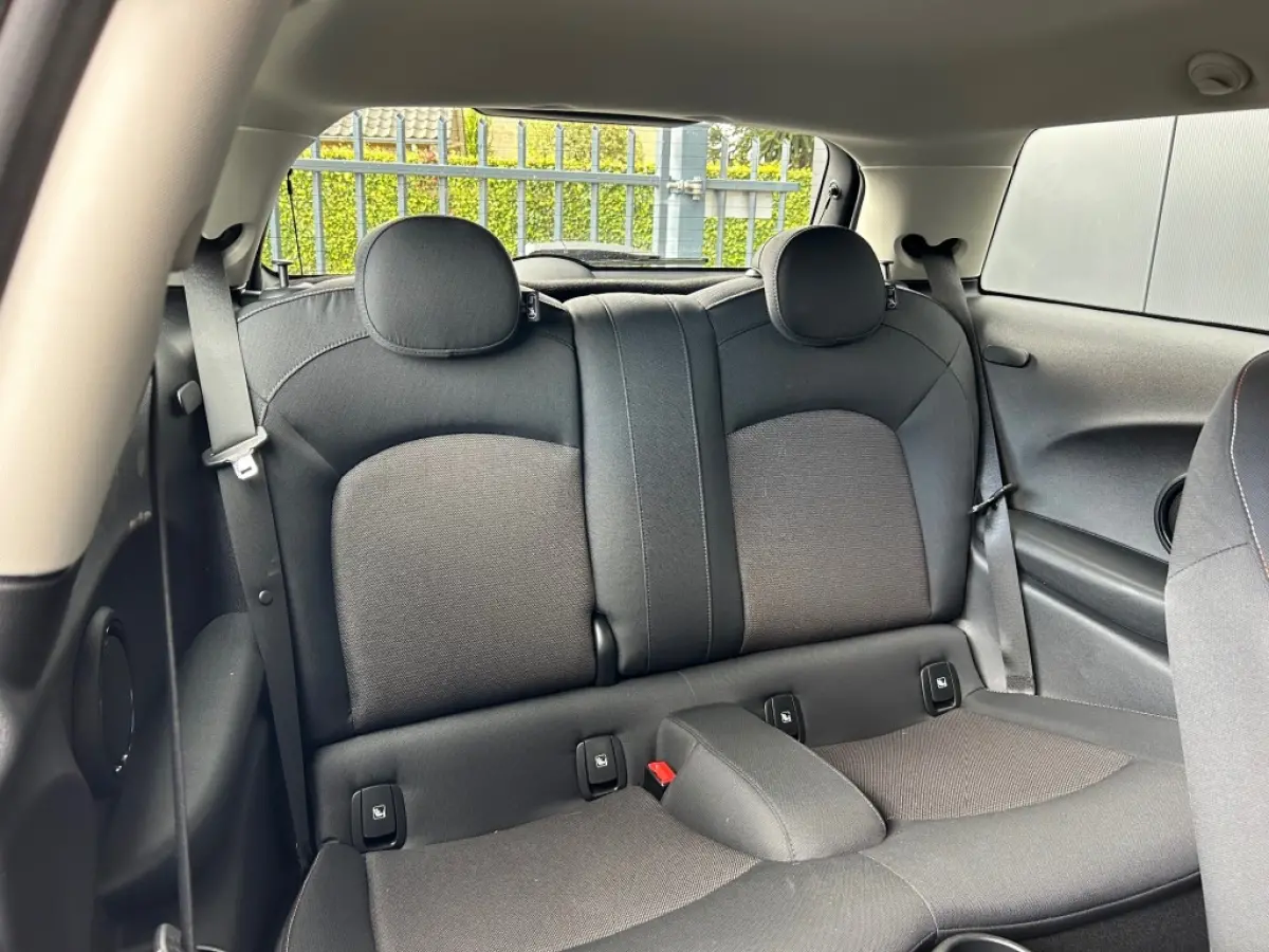 1.5 Cooper Navigatie LED Carplay NL-auto