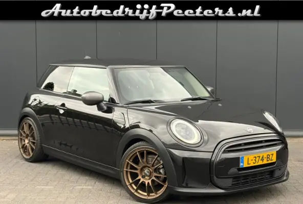 1.5 Cooper Navigatie LED Carplay NL-auto
