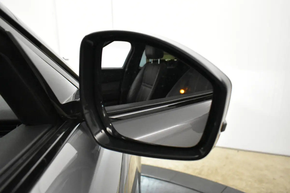 2.0 P400e R-Dynamic Black Pack Pano 360ºCam Meridian Vol Leder Virtual El-A-klep Mem Seat Dhoek