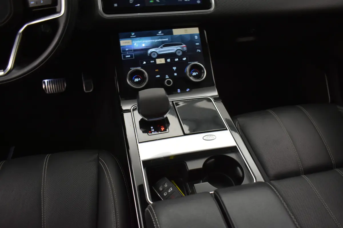 2.0 P400e R-Dynamic Black Pack Pano 360ºCam Meridian Vol Leder Virtual El-A-klep Mem Seat Dhoek