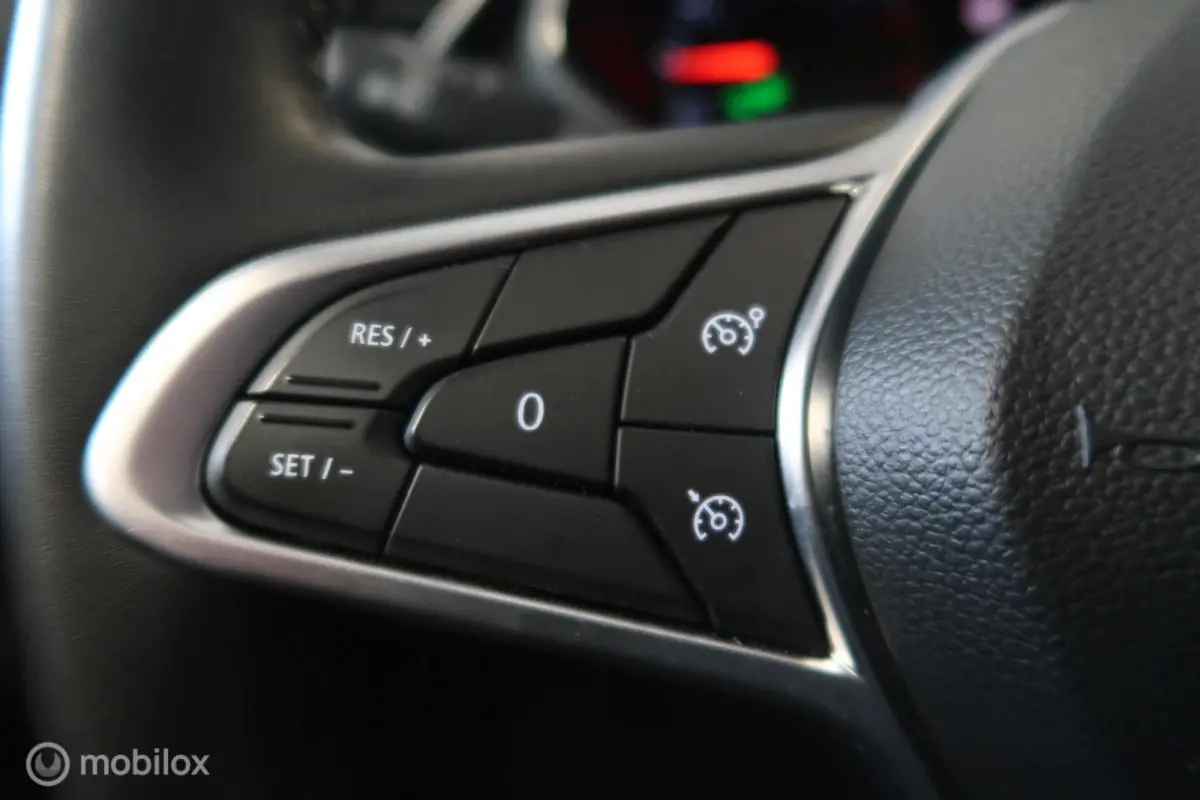 1.0 TCe Bi-Fuel Zen Navi Carplay NAP